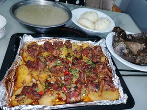 土豆烤肉烤排骨的做法 步骤5