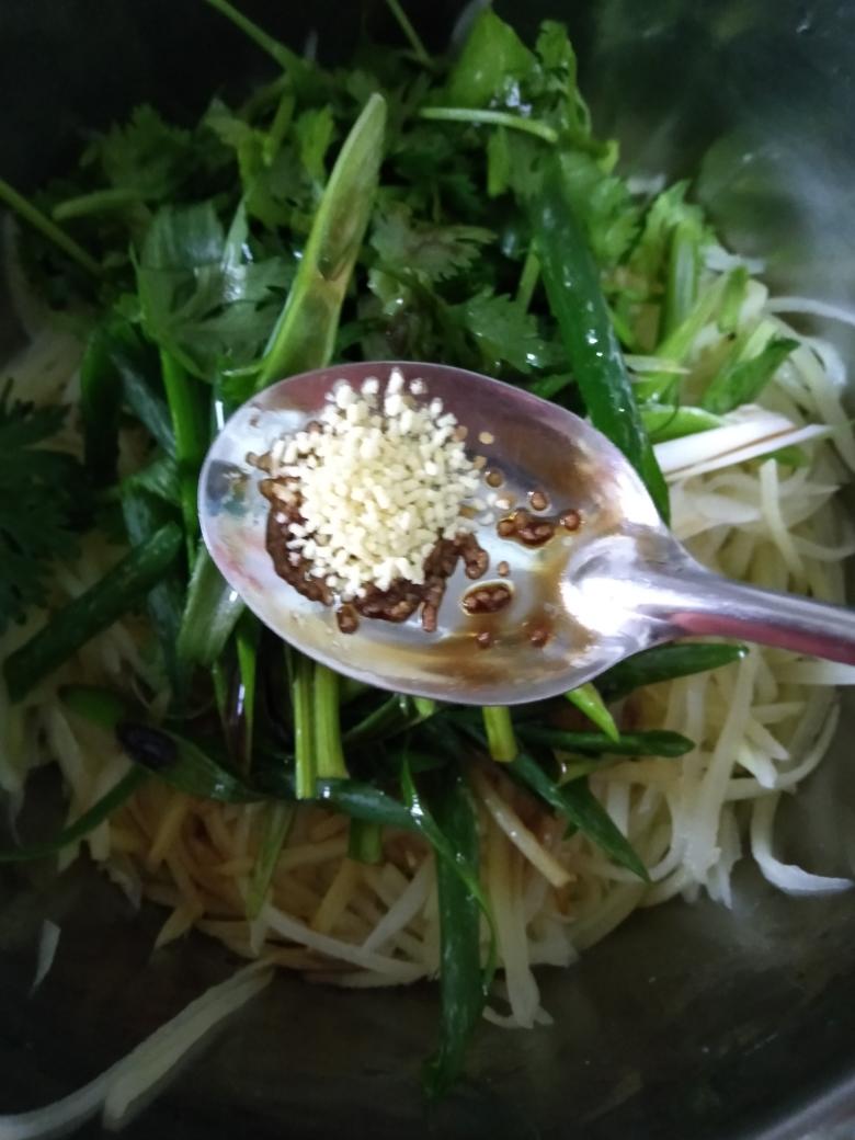 凉拌土豆丝