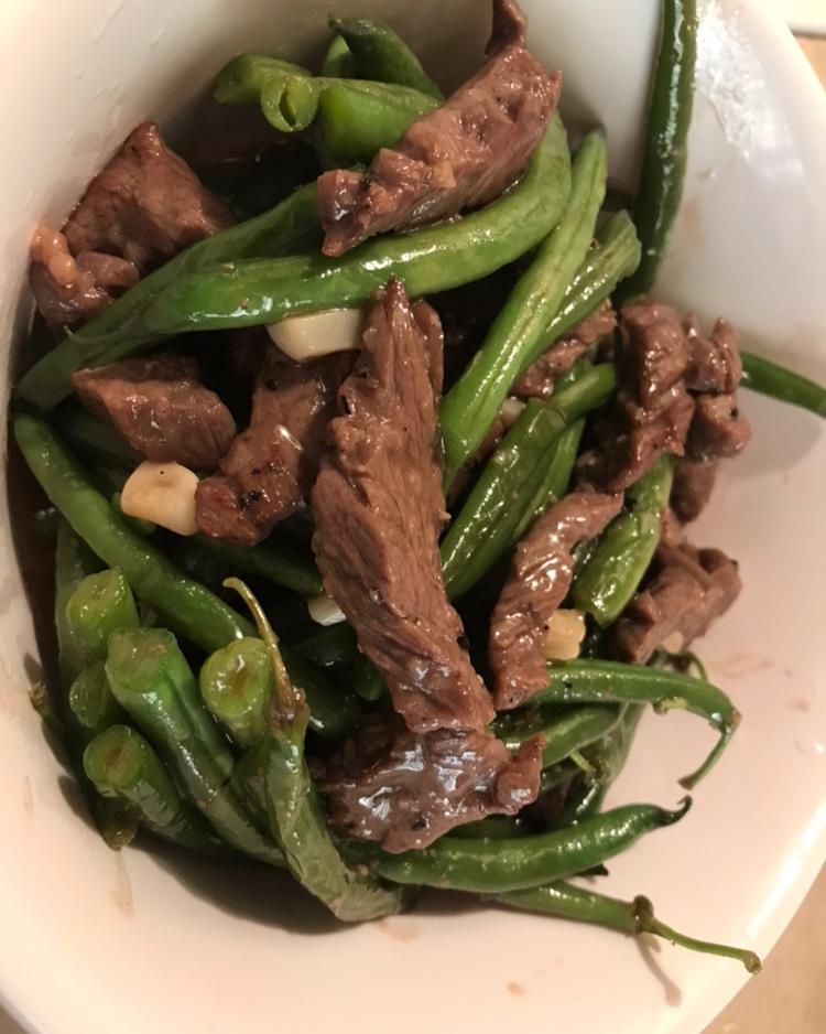 huang昭然做的豆角(扁豆)炒牛肉