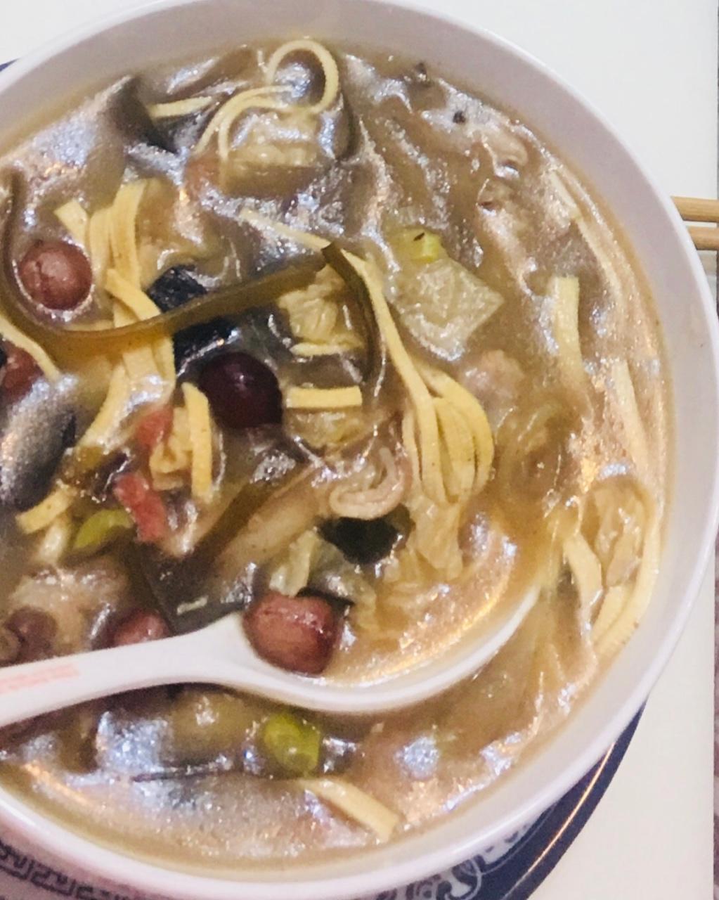 牛灰灰饭堂做的胡辣汤