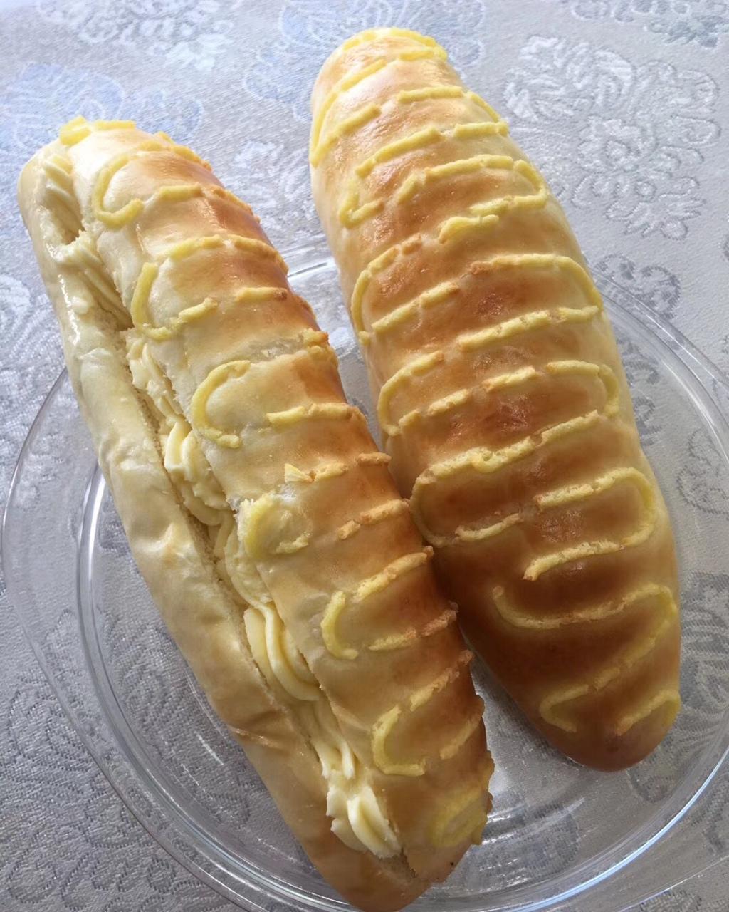 好食光yummy做的奶油毛毛虫面包