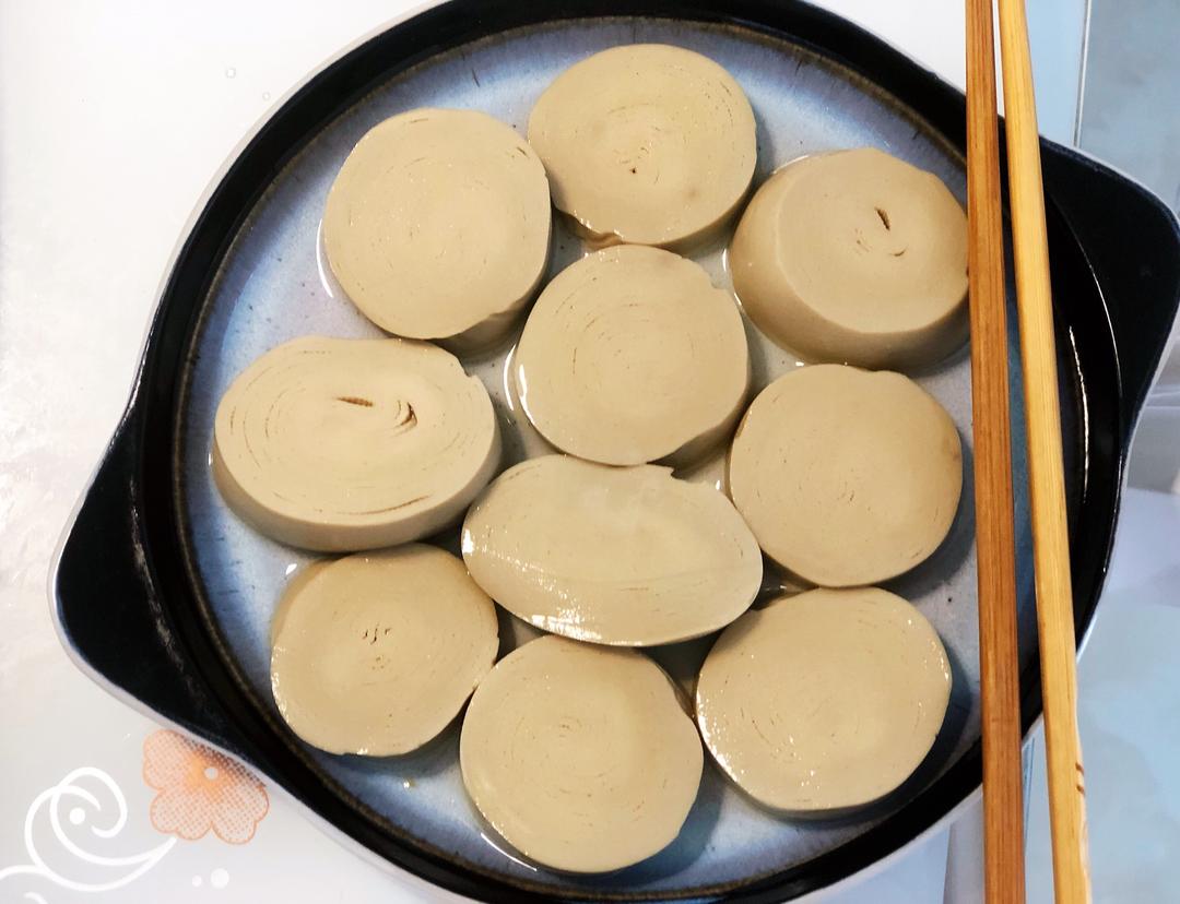#比肉还好吃#卤素鸡的做法 步骤2