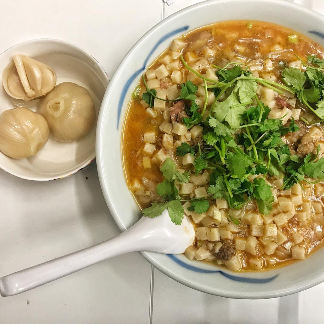 大越才不是吃货呢做的牛肉煮馍