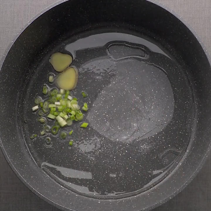番茄螃蟹炖豆腐
