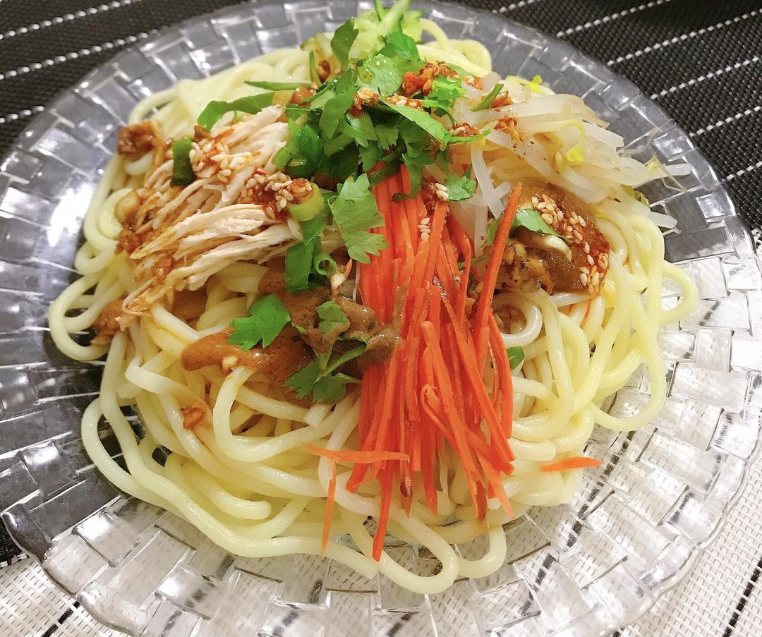 鸡丝凉面