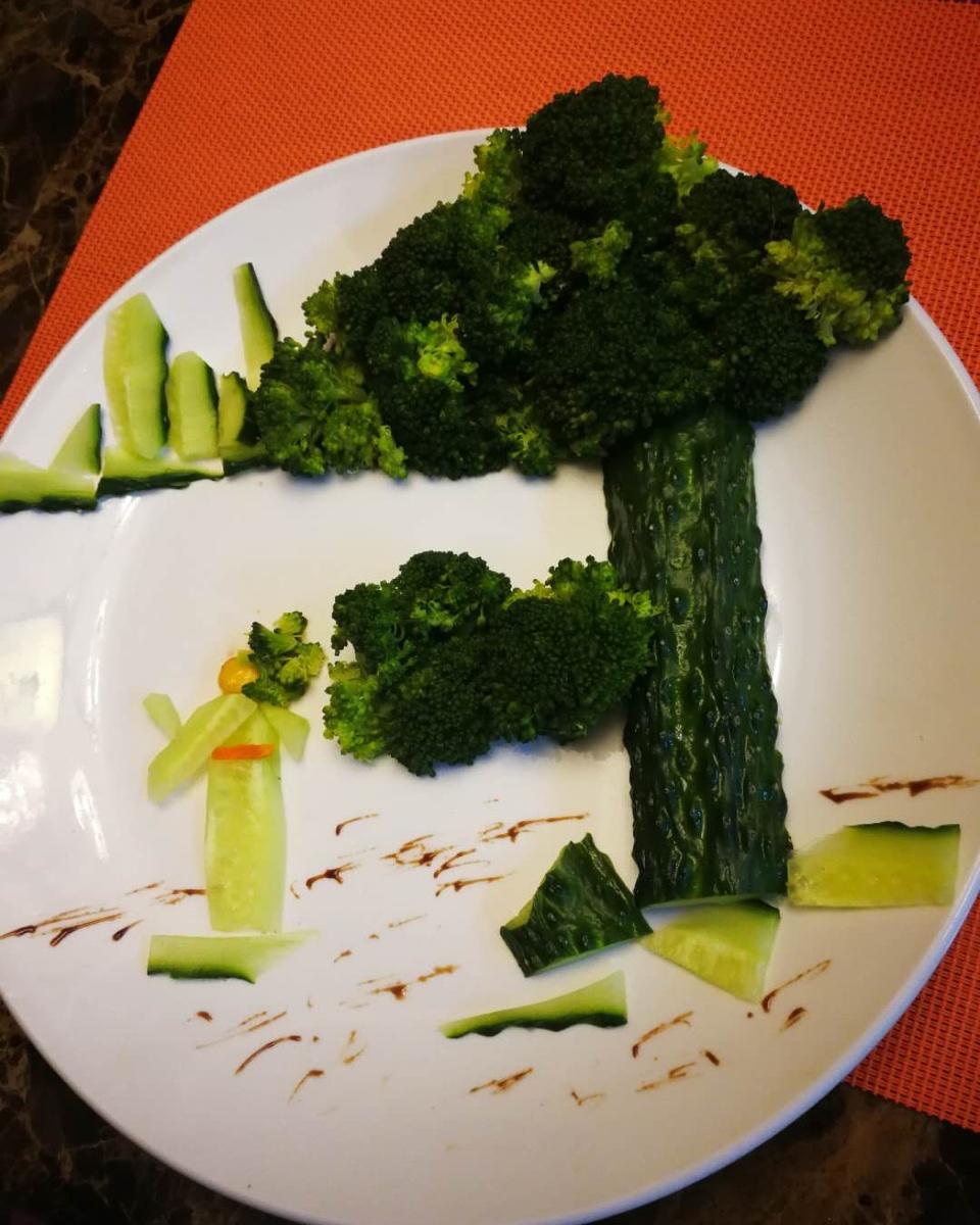 秦朝爱baba小厨娘做的大树西兰花