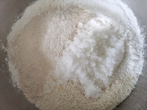 杏仁茯苓糕的做法 步骤1