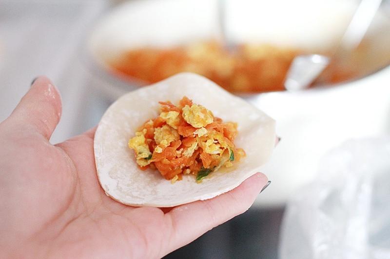 私房胡萝卜素馅饺子的做法 步骤5