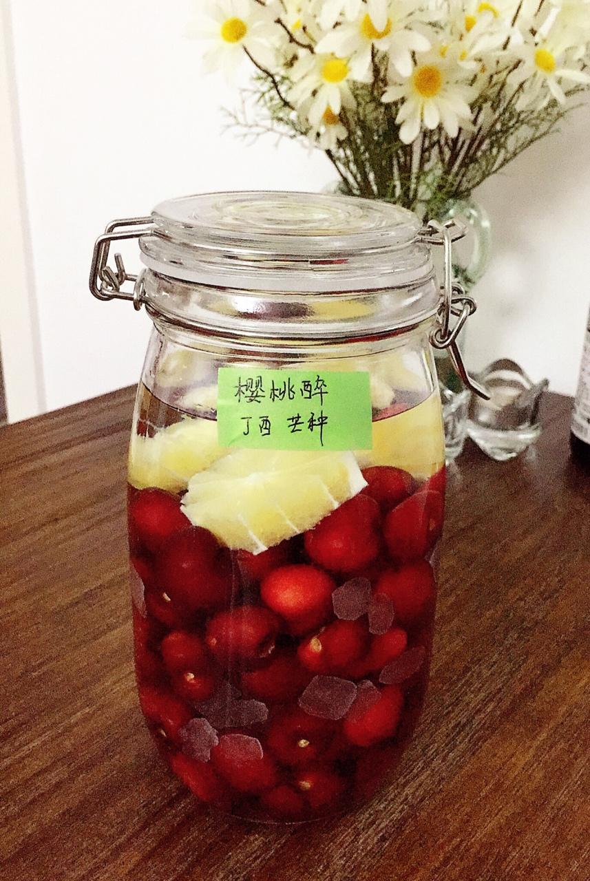 就叫小仙女做的樱桃酒