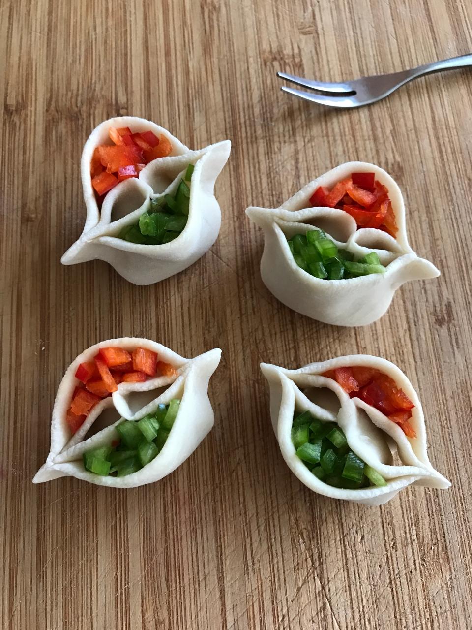 饺子 鸳鸯蒸饺 小鸡爱啄米粒做的鸳鸯蒸饺