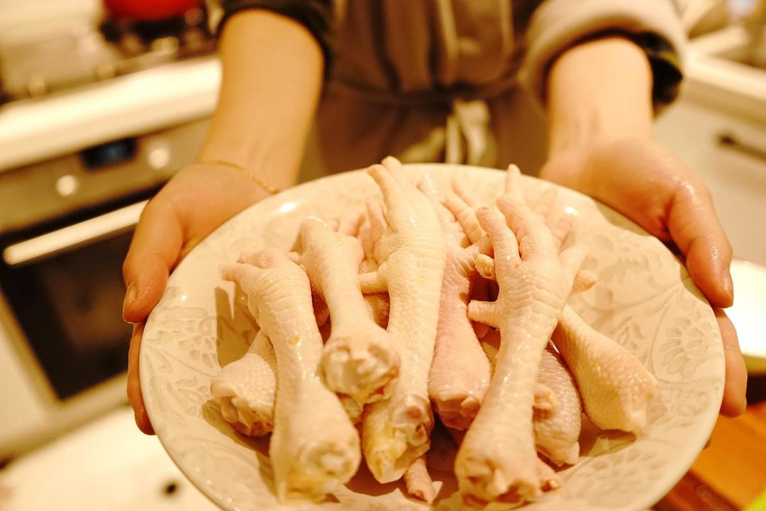 OL快手泡椒凤爪