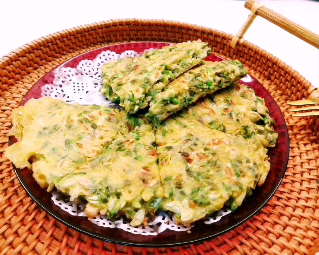 槐花鸡蛋饼