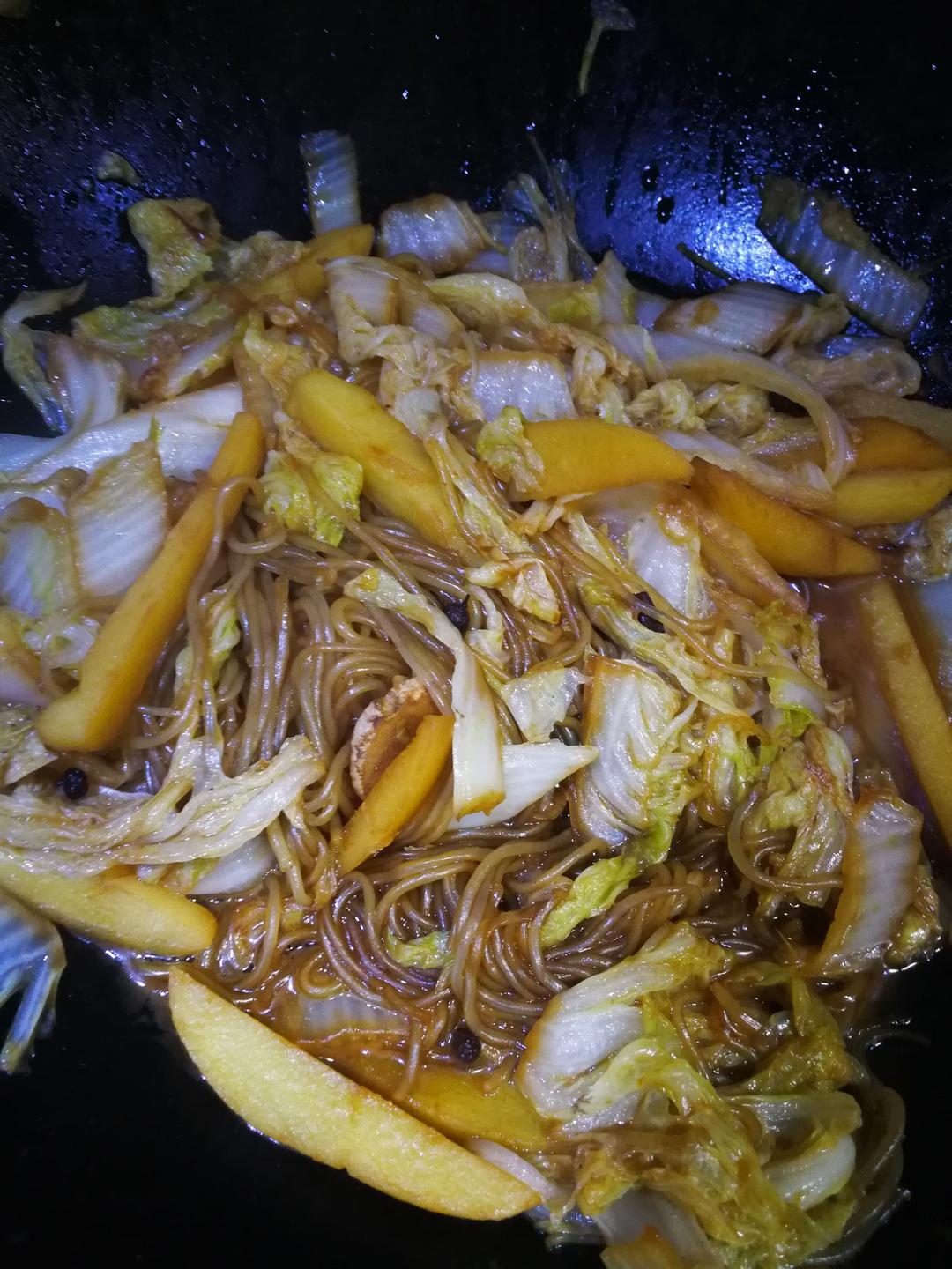 白菜炖土豆
