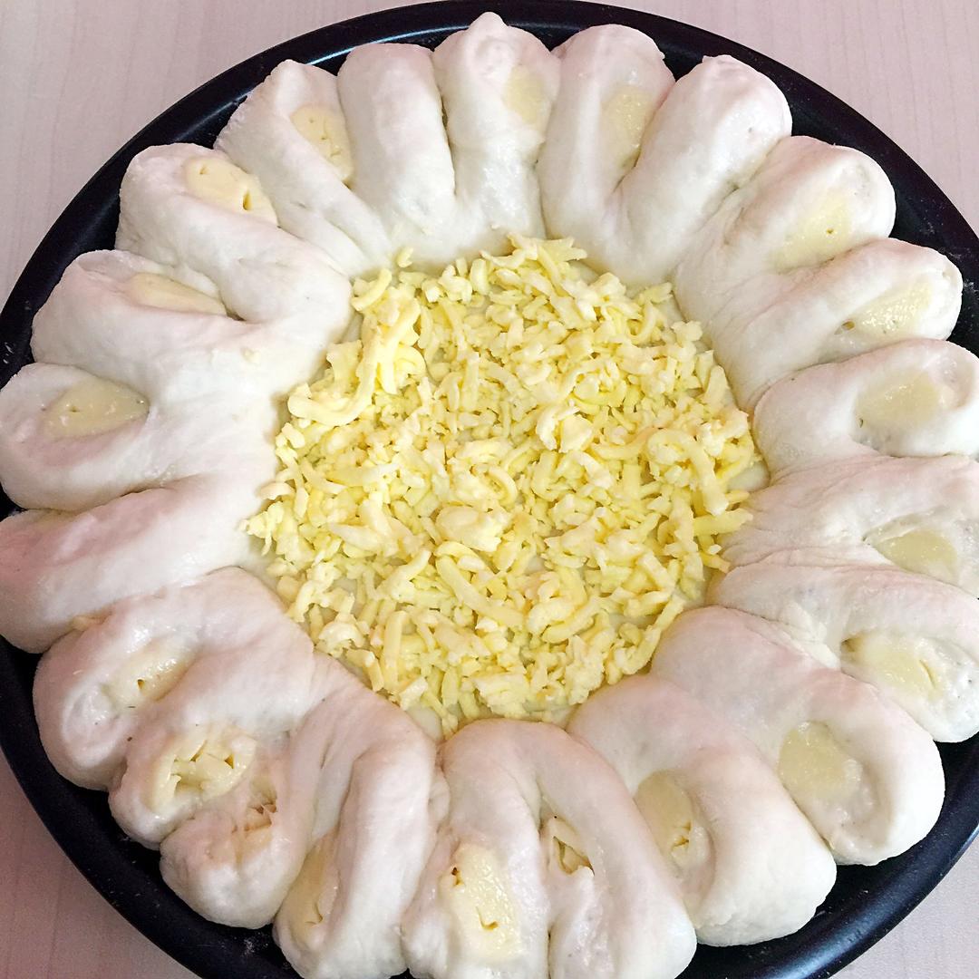 【正宗芝心比萨的做法,最正宗的做法步骤图解_怎么做好吃】-制作