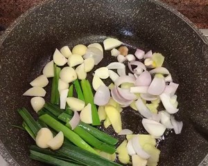 河鲜海鲜齐齐窝的做法 步骤4