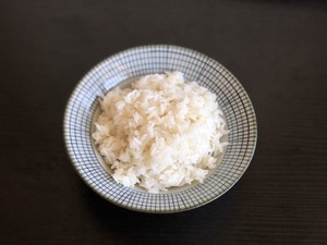 3分钟快手蒲烧鳗鱼饭的做法 步骤2