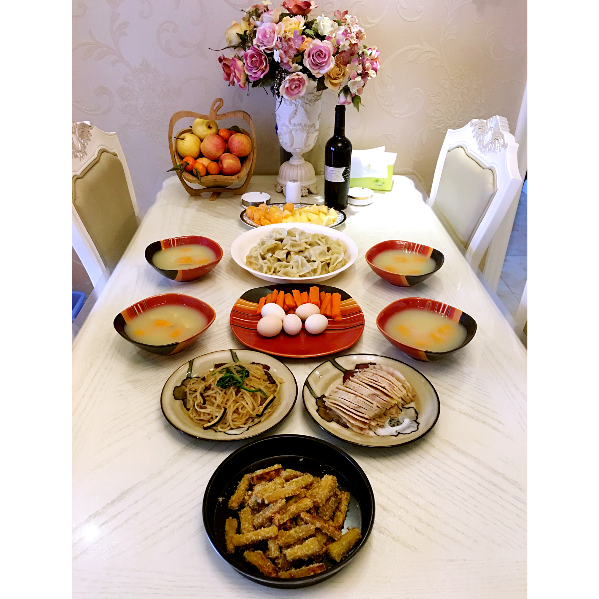 习俗吃饺子),南瓜梨小米粥,水果 #早餐2016年2月12日##温暖家庭宴