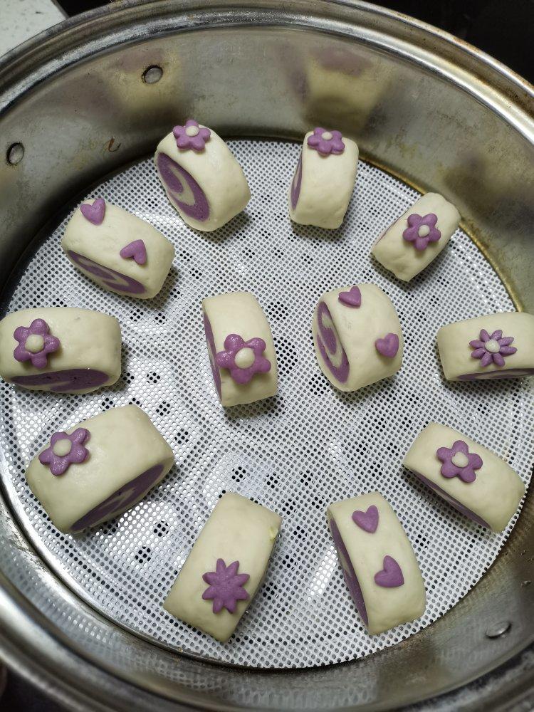 肉嘟嘟的小可爱做的【双色开花紫薯馒头】,馒头也可以有花样儿.