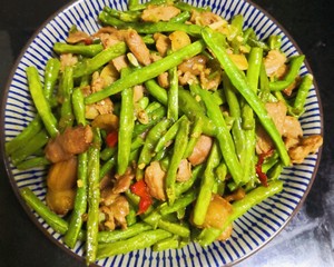 适合夏天的豆角炒肉的做法 步骤17