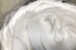 中空戚风-酸酸甜甜的夏日百香果柠檬的做法 步骤8