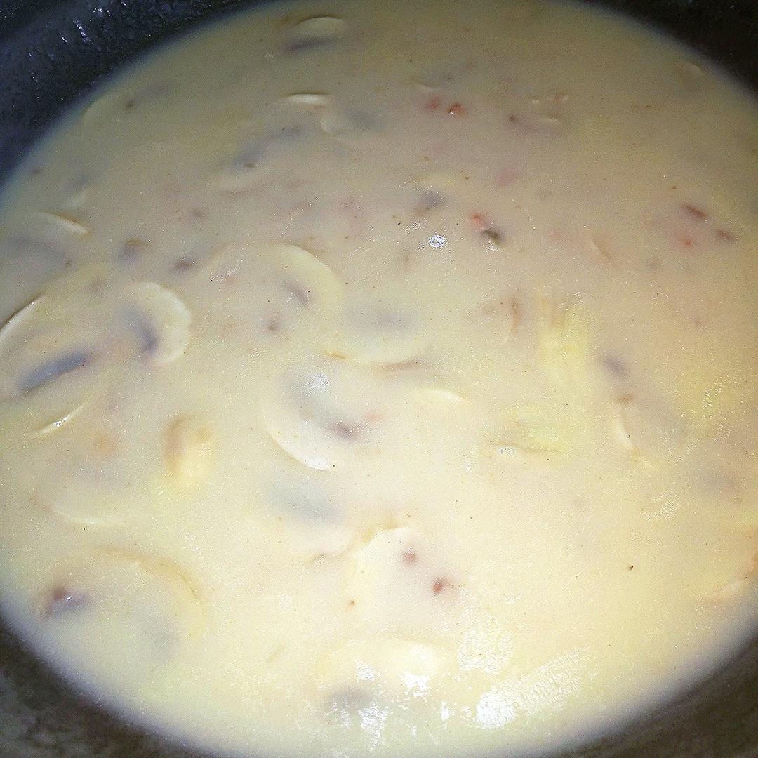 洗手作羹汤-做的奶油鸡茸蘑菇汤(必胜客同款)