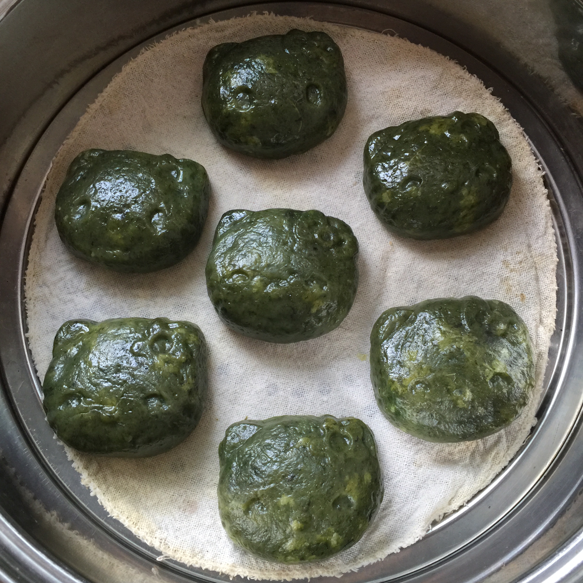 凌晨1点的厨子做的客家艾糕