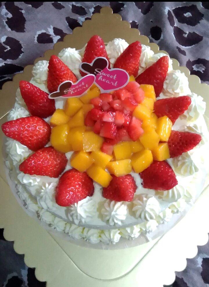 清清的兰花做的水果奶油【生日蛋糕】