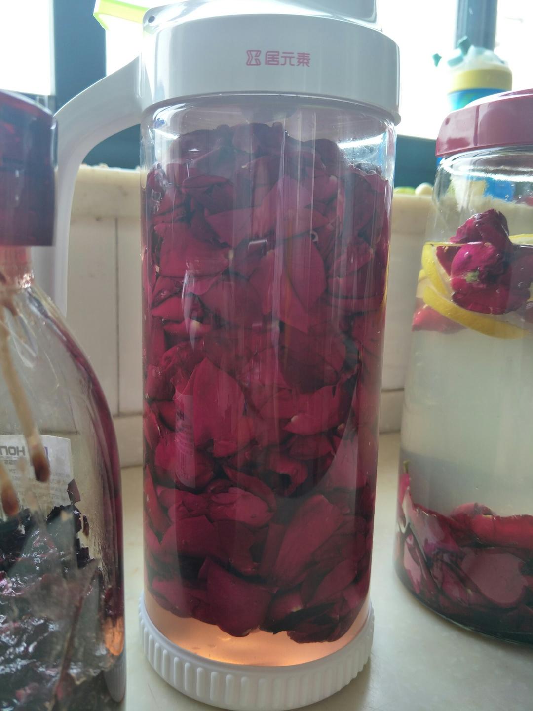 大宝皓做的玫瑰醋赞 云南食用玫瑰花瓣,黄冰糖,海天白米醋,特百惠纤巧