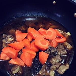 超鸡好吃的羊肉烧胡萝卜的做法 步骤12