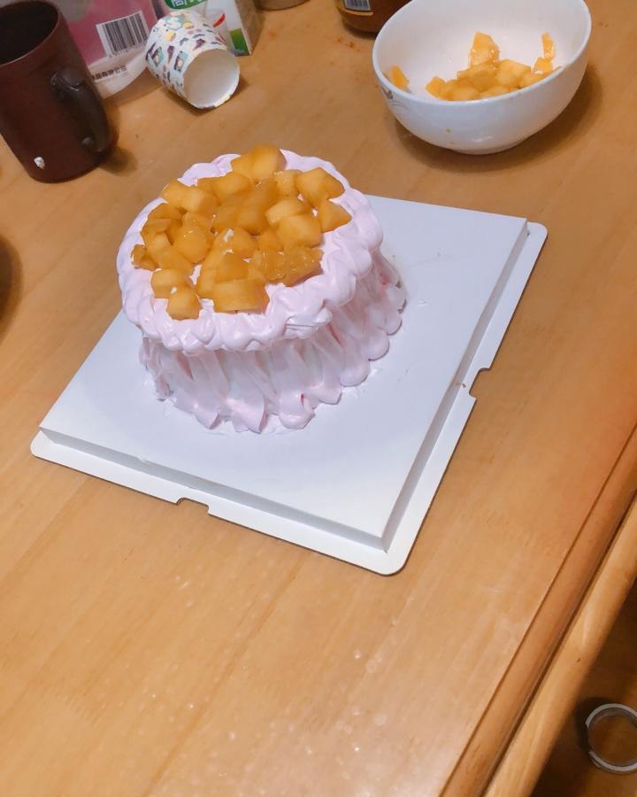 离你几米远做的6寸生日蛋糕