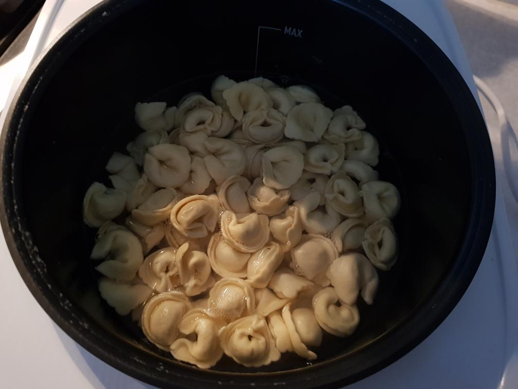简易意大利饺子煮法(三种简单酱汁方法)