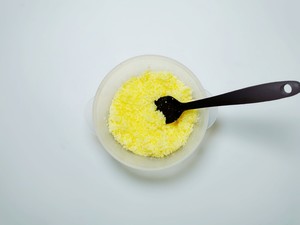 椰香扑鼻~椰蓉面包的做法 步骤8