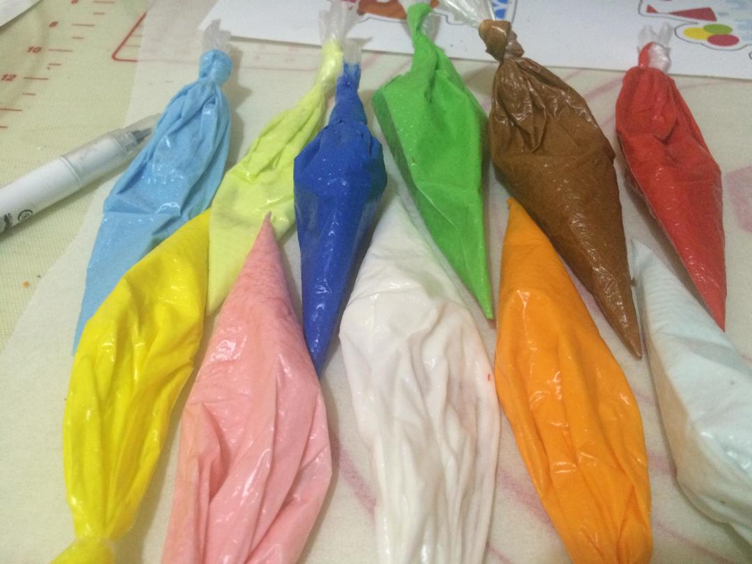 【六一 儿童节 游乐园 糖霜饼干的做法步骤图】SenvenoE丶七小邪-制作