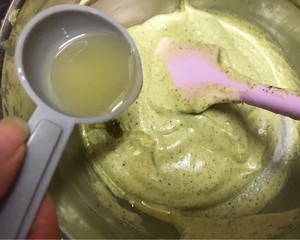 抹茶蜂蜜蛋糕的做法 步骤8