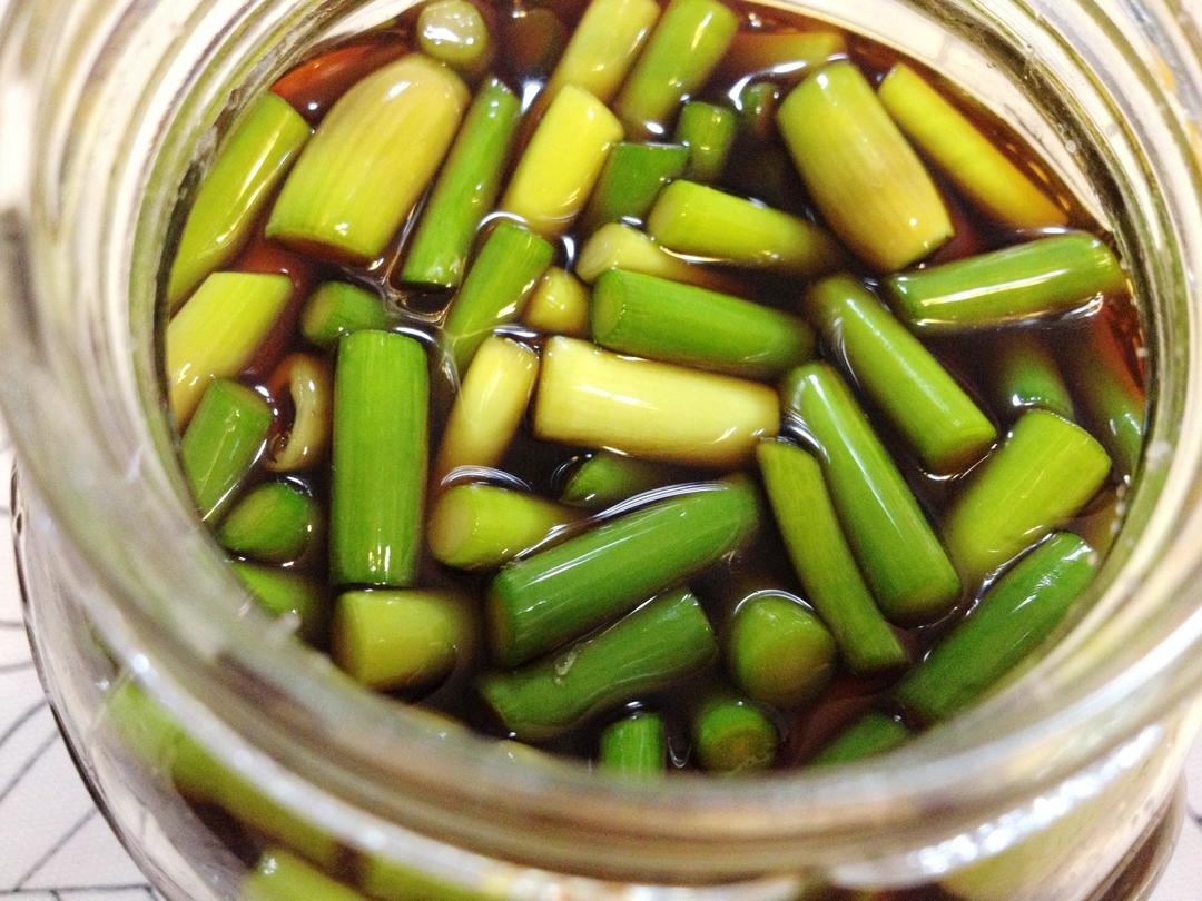 【快手泡蒜薹的做法步骤图,快手泡蒜薹怎么做