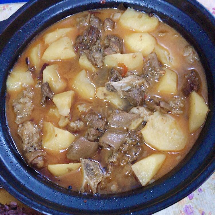 与幸福约会做的土豆羊肉煲