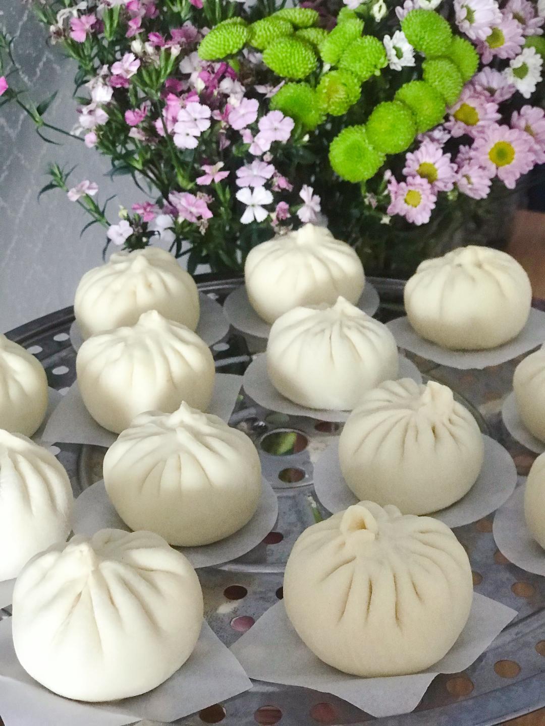 蒸包子
