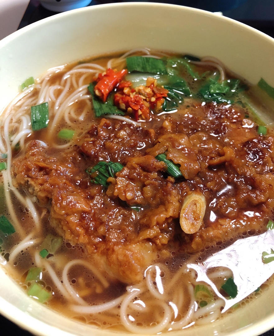 毛粒妈做的红烧大排(大排面浇头)