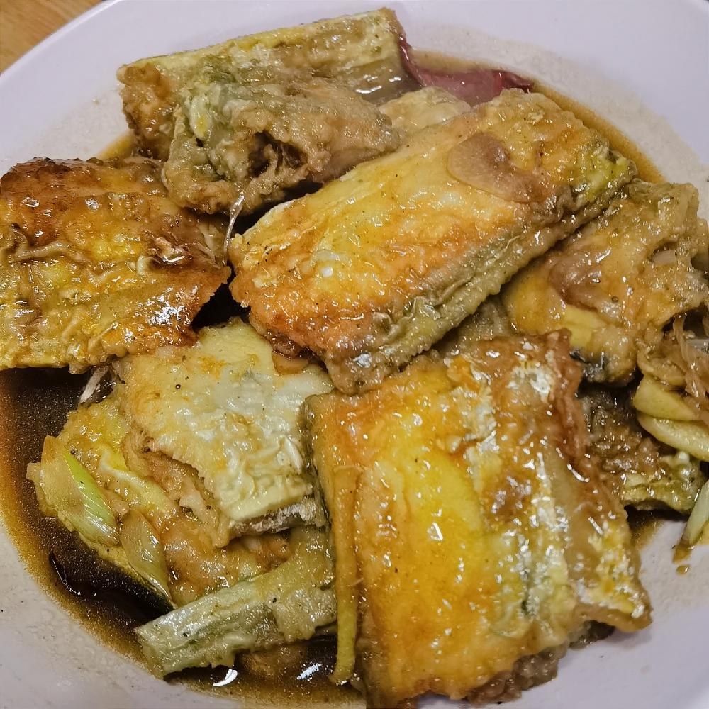 家常红烧带鱼
