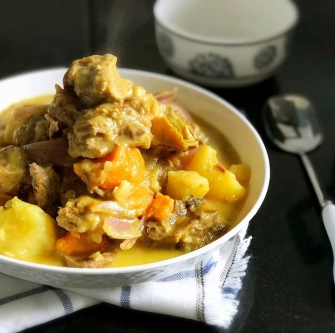 港式咖喱牛腩的做法