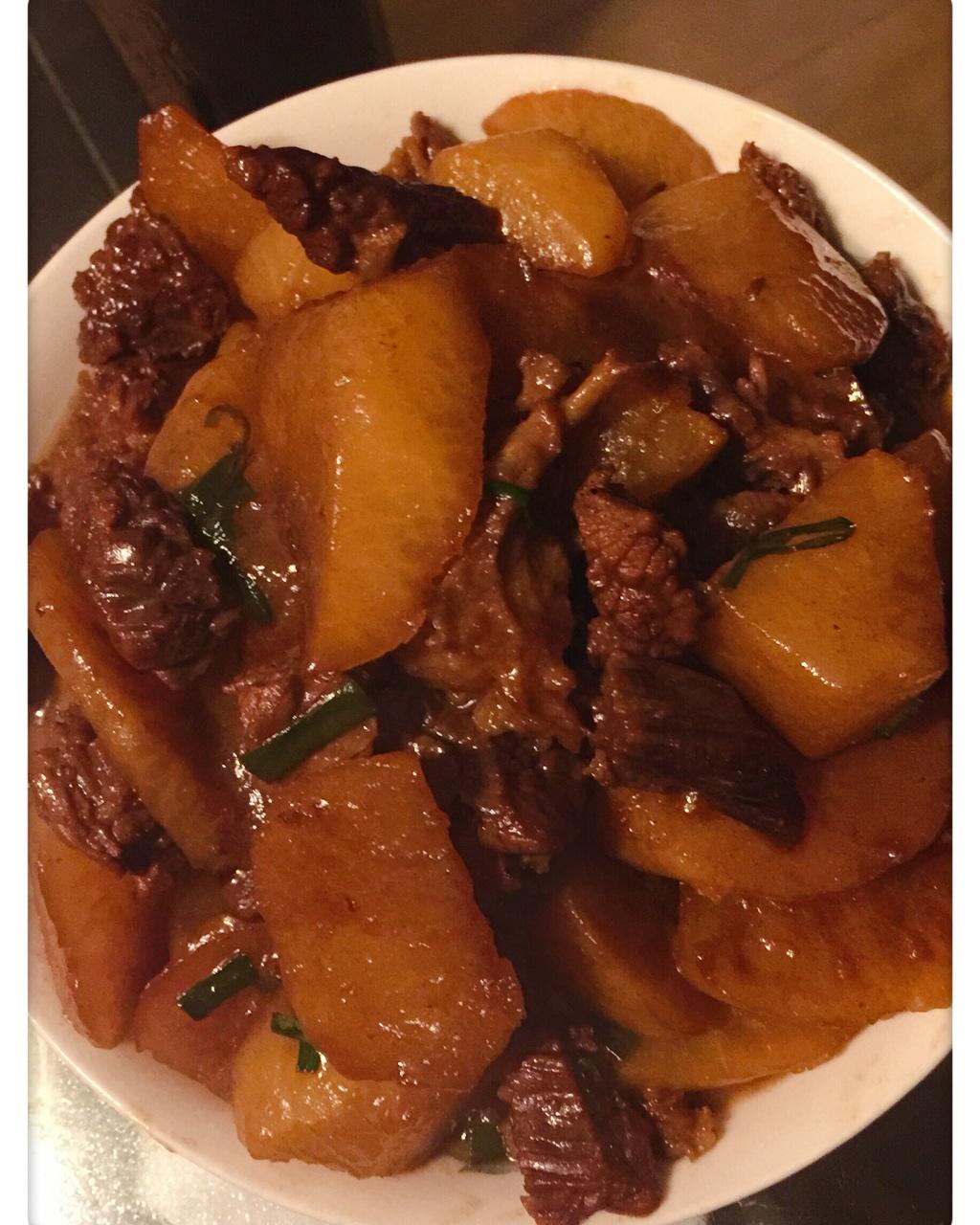 莫愁-24做的萝卜炖牛肉