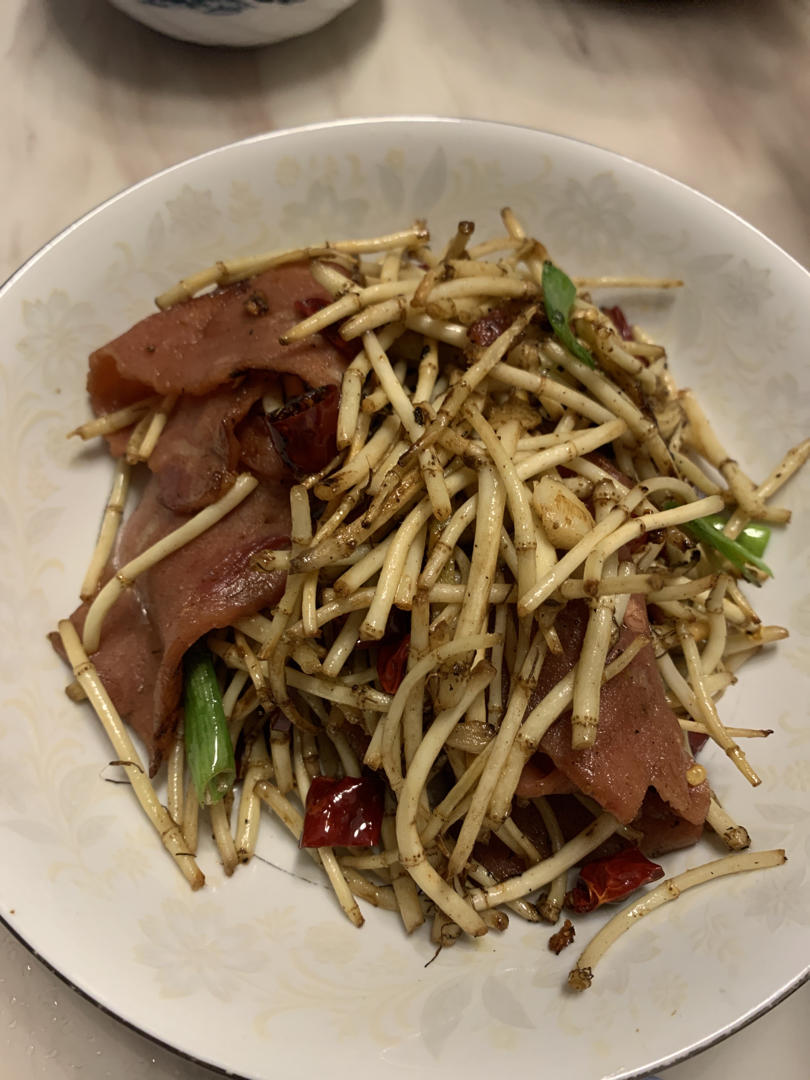 哆啦のpanda做的贵州折耳根炒腊肉