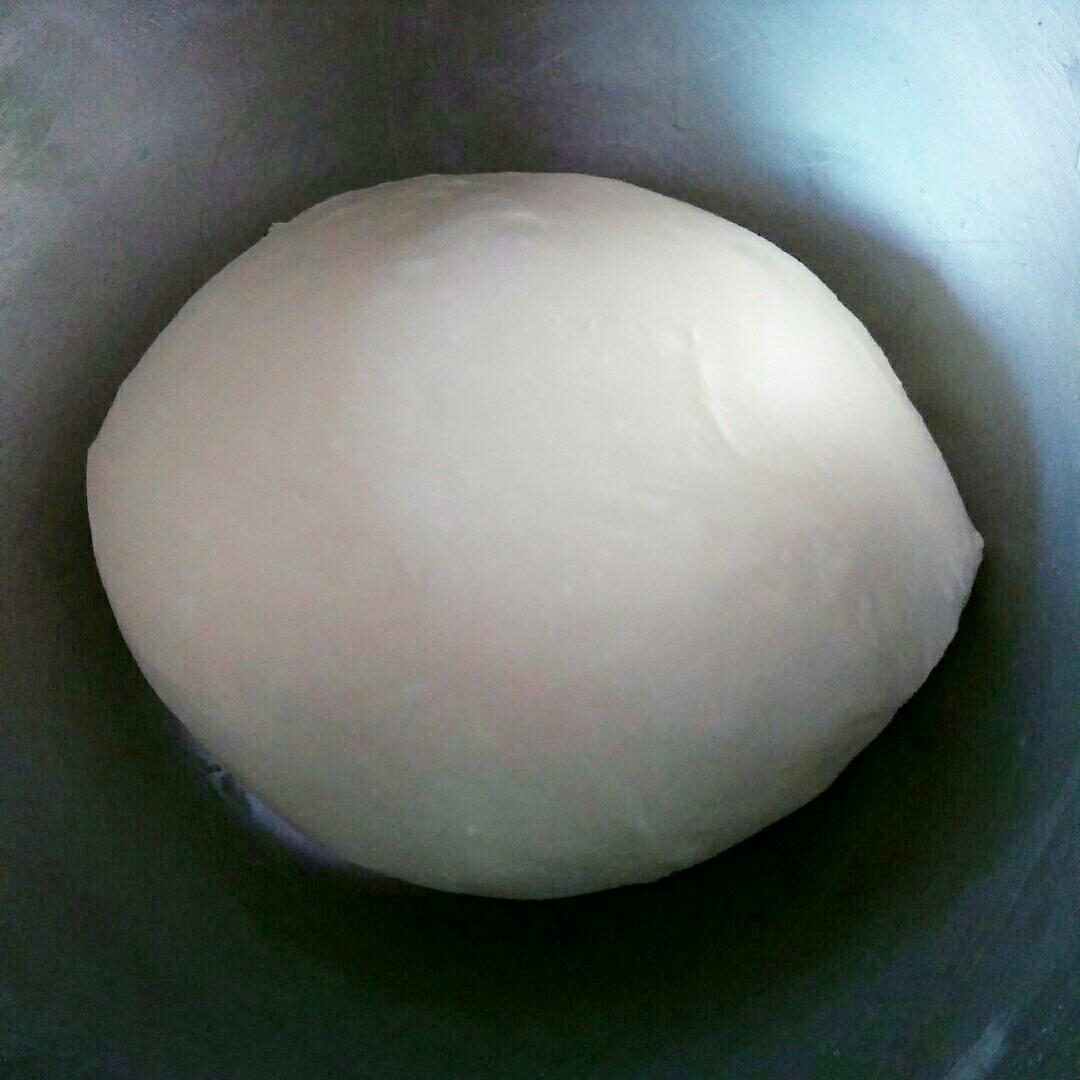 【酸奶餐包的做法步骤图，酸奶餐包怎么做好吃】浪漫春天-制作