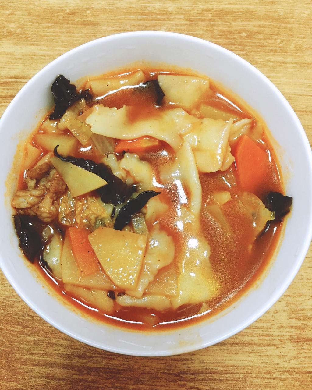 谖嗳軎做的新疆揪片子汤饭