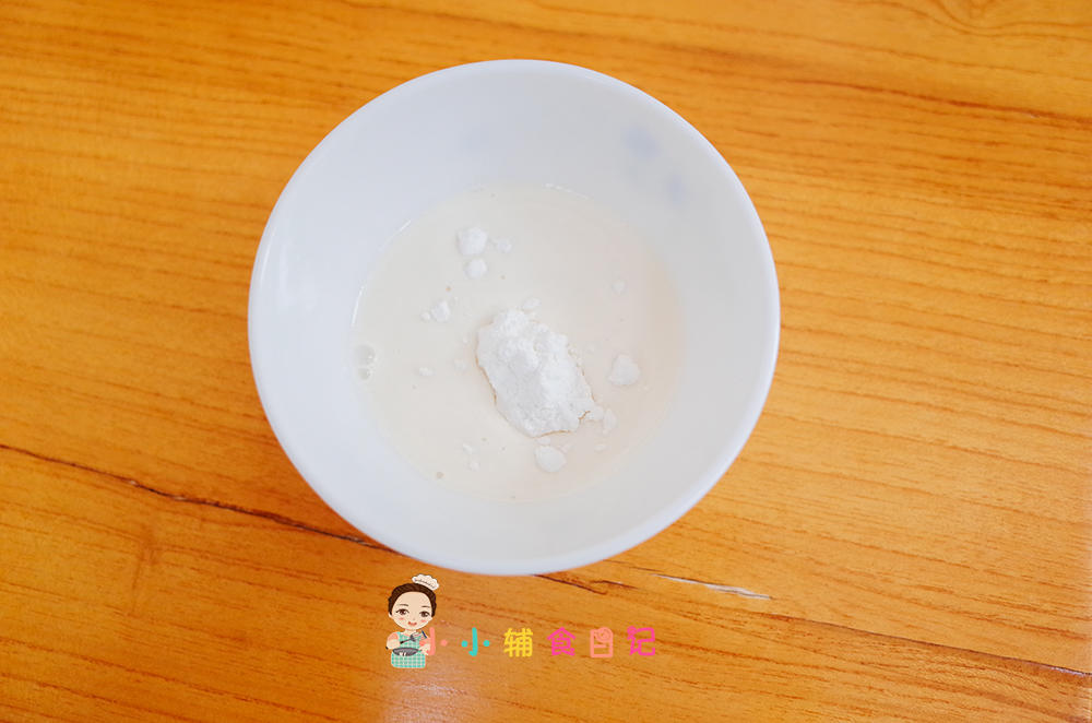 12个月以上辅食有棱有角蛋白饼干的做法 步骤1