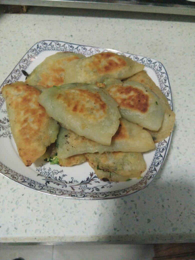 百合439做的鲜香韭菜盒子
