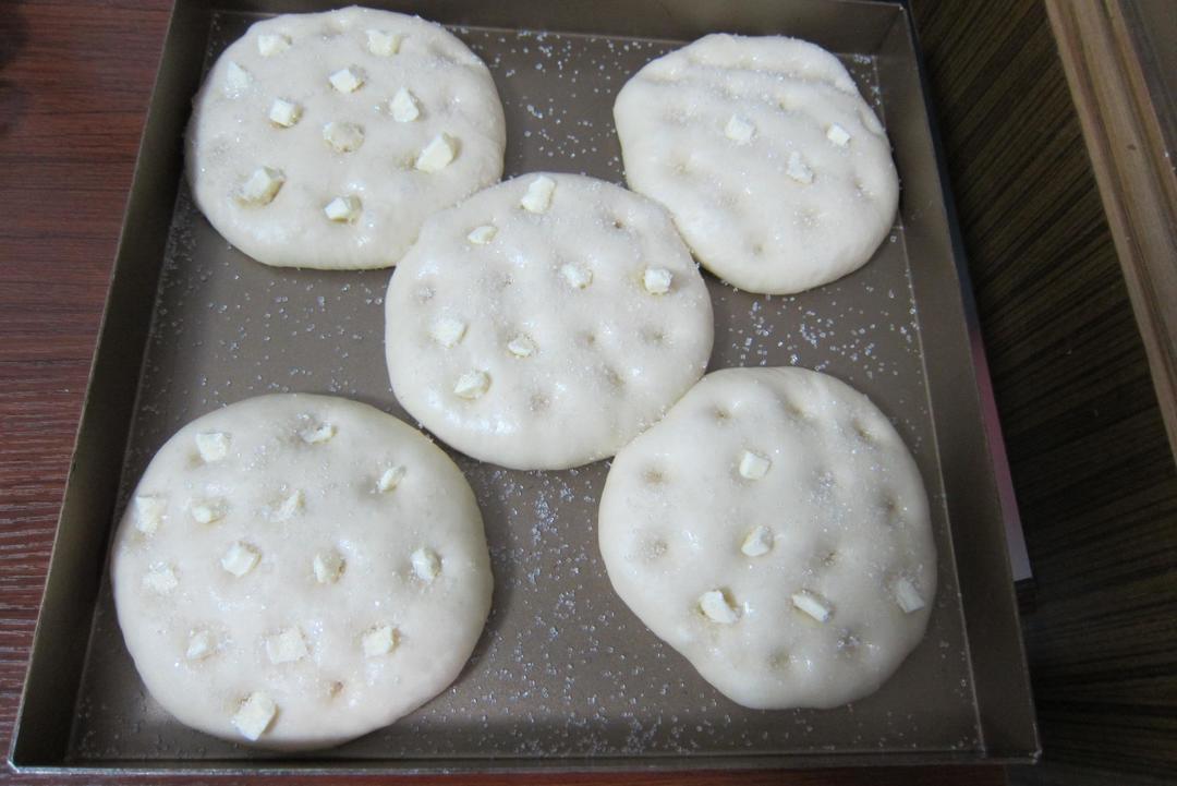 【热量炸弹——牛油砂糖餐包(100%冷藏中种)的做法步骤图】天然气小姐—Ariel-制作