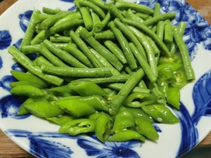 国家特级厨师老妈亲授—婆婆农家小炒的做法 步骤1