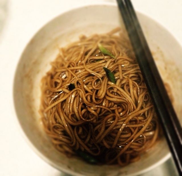 怪圈子渣渣做的无锡酱油拌面