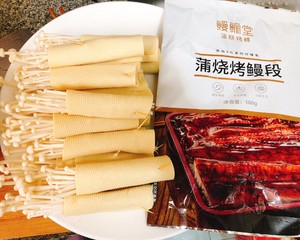 鳗鱼豆腐片金针菇的做法 步骤2